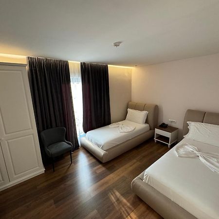 Arberia Palace Hotel Fushe Milot Luaran gambar