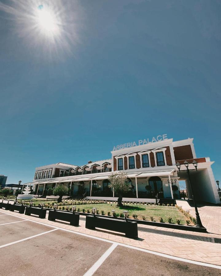 Arberia Palace Hotel Fushe Milot Luaran gambar