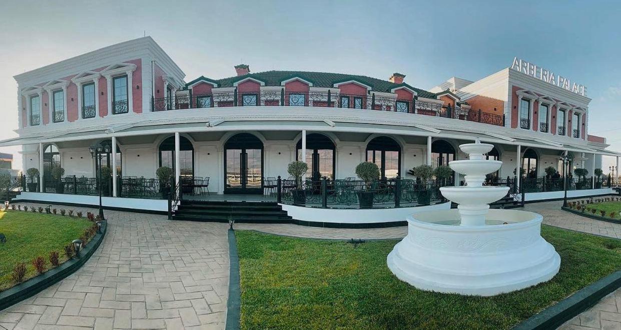 Arberia Palace Hotel Fushe Milot Luaran gambar