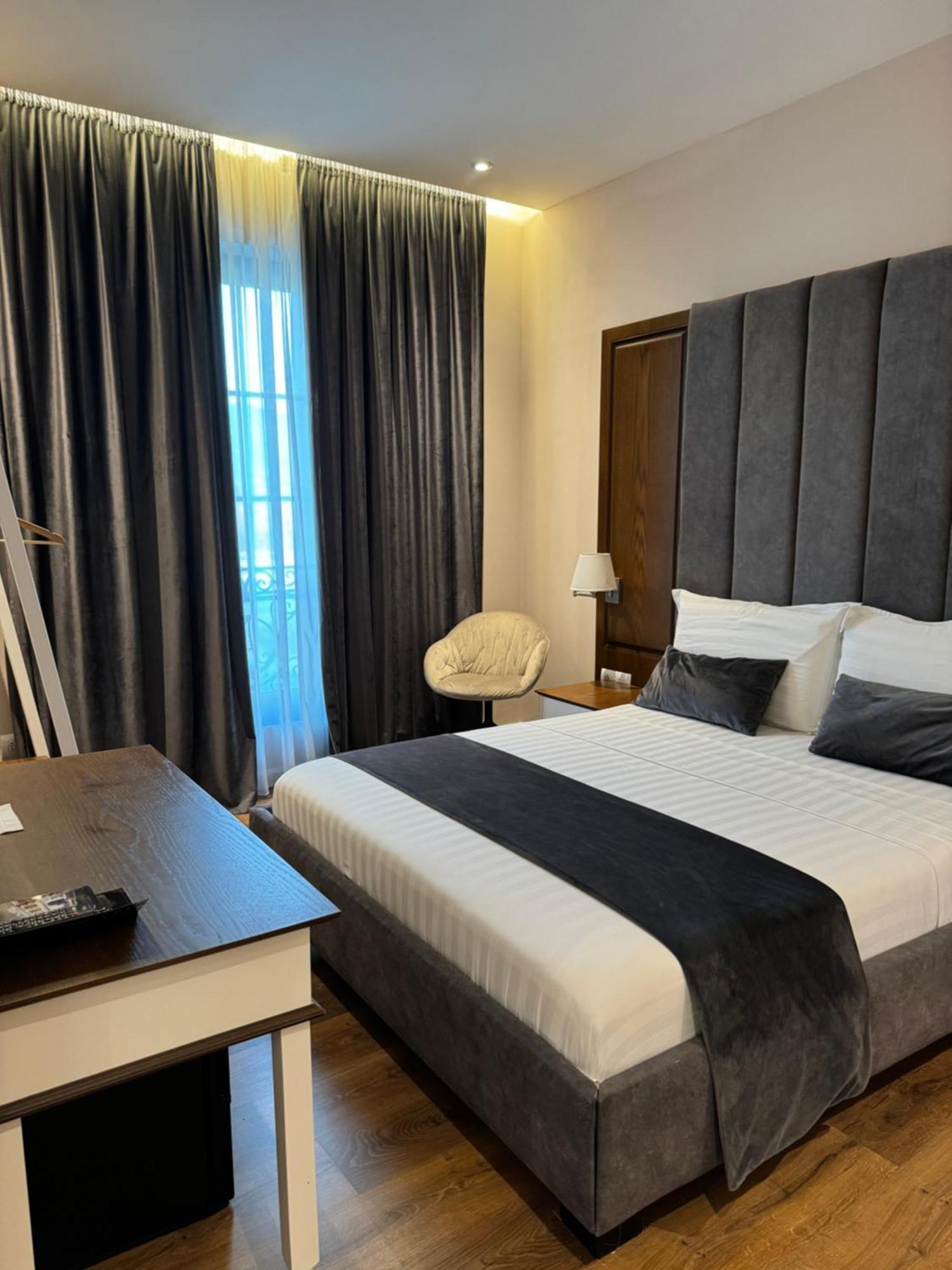 Arberia Palace Hotel Fushe Milot Luaran gambar