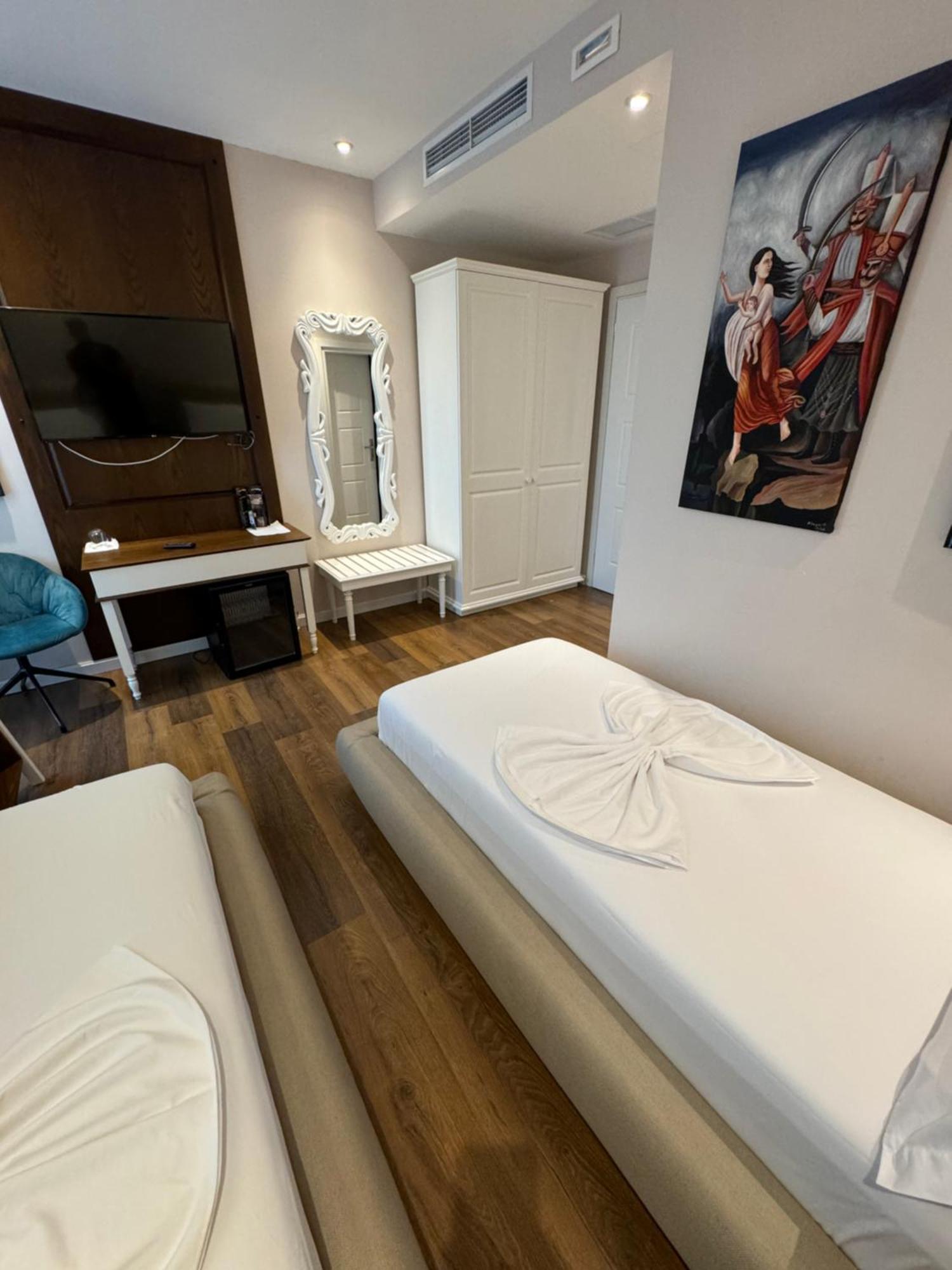 Arberia Palace Hotel Fushe Milot Luaran gambar
